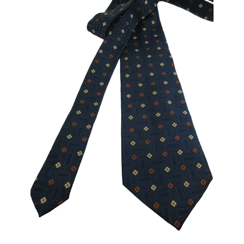 Roundtree & Yorke Men's Silk Tie Necktie‎ Navy Squared Embroidered Flowers